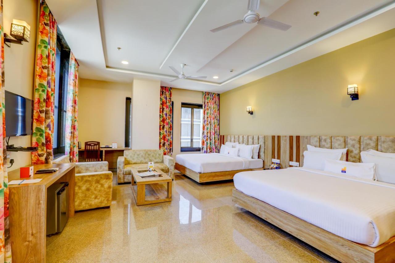 Hotel Shree Nanda Удайпур Екстериор снимка