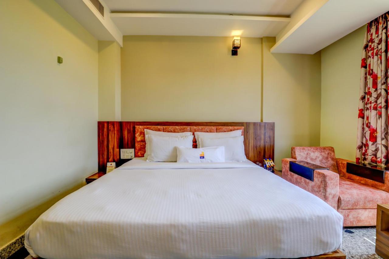 Hotel Shree Nanda Удайпур Екстериор снимка