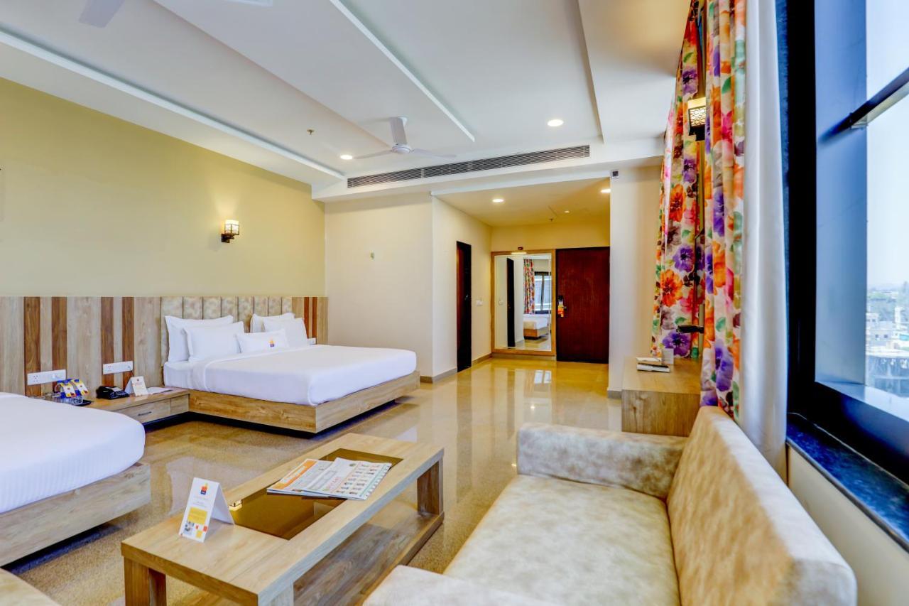 Hotel Shree Nanda Удайпур Екстериор снимка