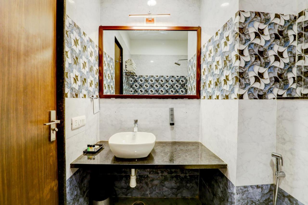 Hotel Shree Nanda Удайпур Екстериор снимка