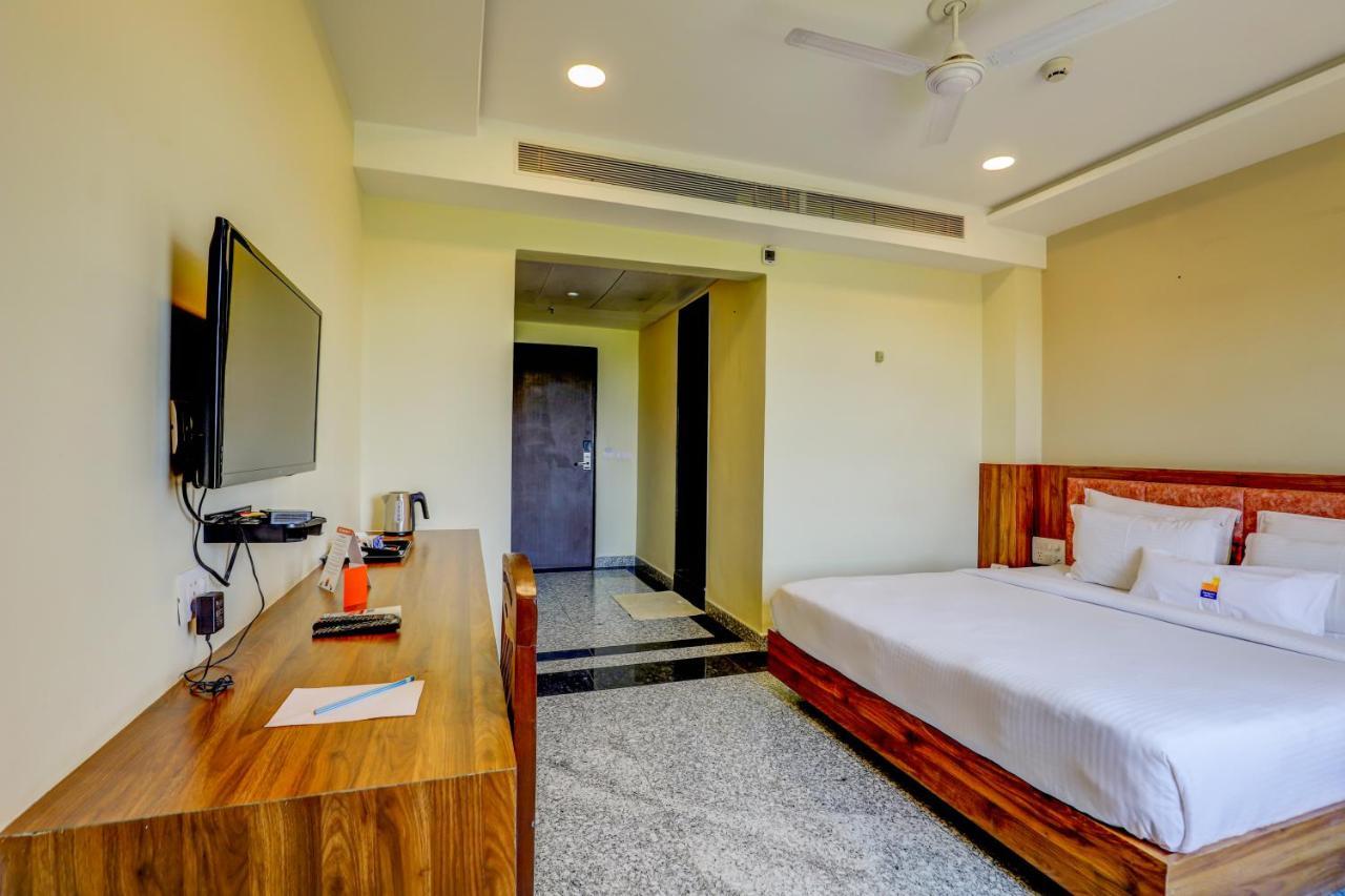 Hotel Shree Nanda Удайпур Екстериор снимка
